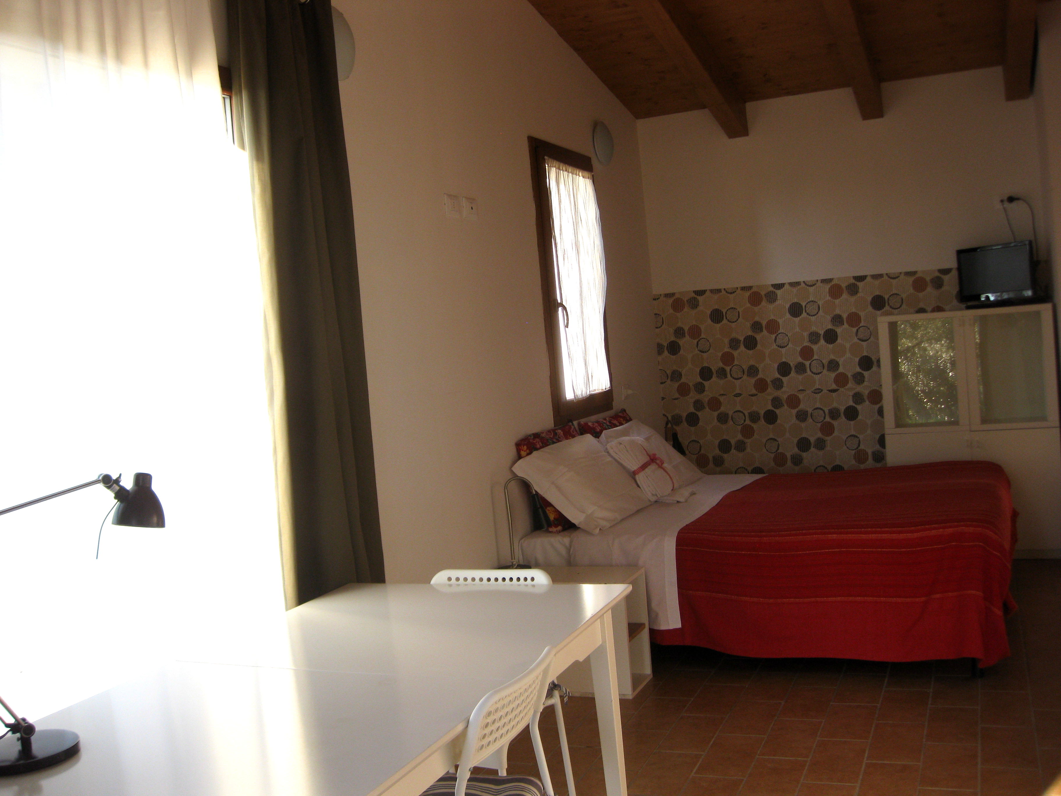 stanza-melograno-bed-and-breakfast-cipressi-urbino