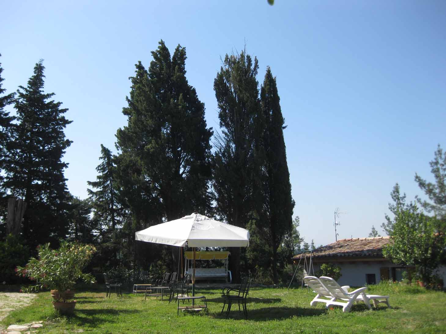 laterale-bed-and-breakfast-cipressi-urbino